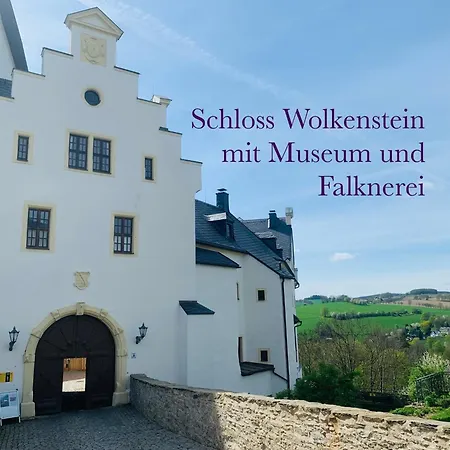 Am Schloss Wolkenstein, 86m2, 3br, Babybett, Office Apartment *