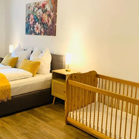 Am Schloss Wolkenstein, 86m2, 3br, Babybett, Office Wolkenstein