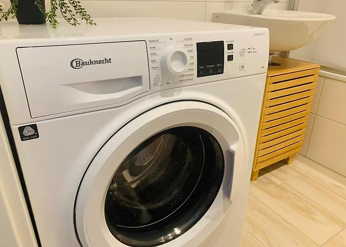 Am Schloss Wolkenstein, 86m2, 3br, Babybett, Office شقة